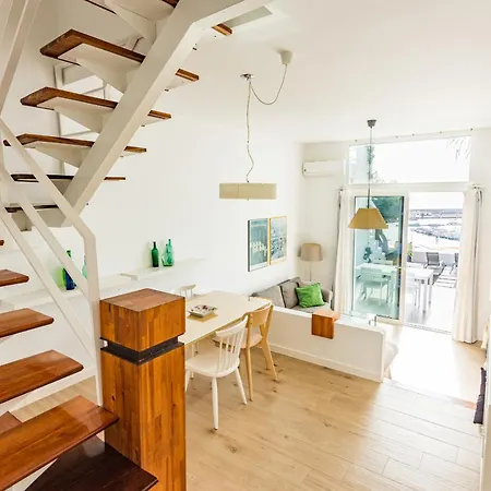 Beautiful With Fantastic Sea Views